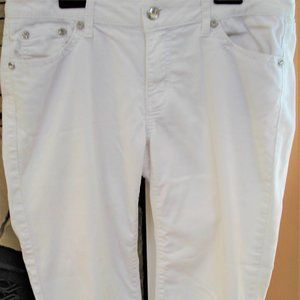 APT 9 LIGHTWEIGHT WHITE DENIM JEANS EMBROIDERED POCKETS & RHINESTONES RIVETS